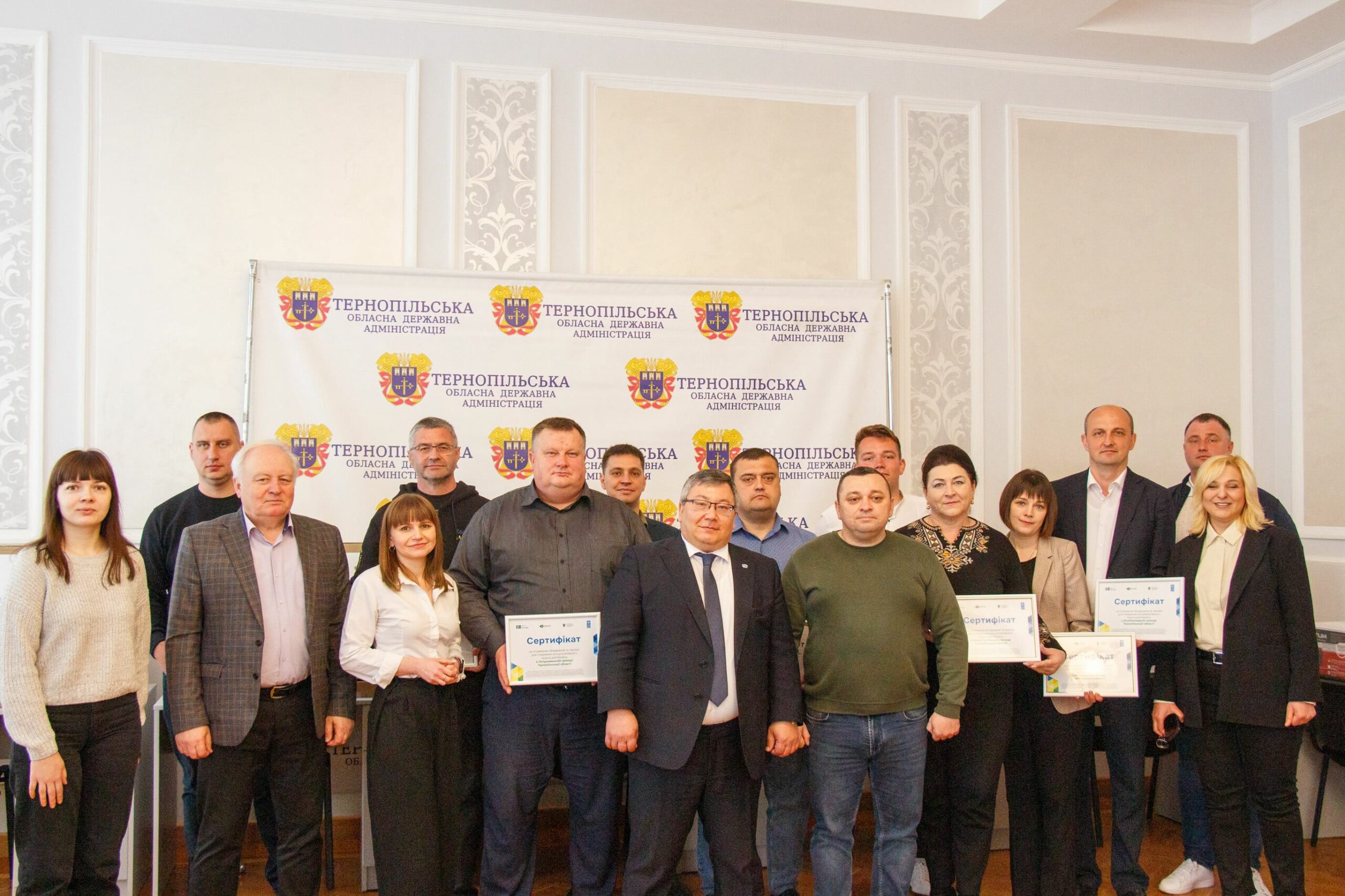 Вісім громад Тернопільщини отримали обладнання для нових консультаційних пунктів для бізнесу